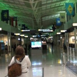 Washington Dulles International Airport (IAD)